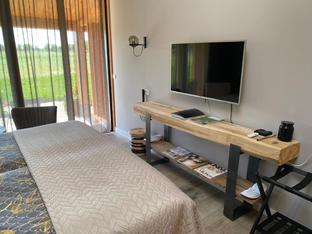 'T Heidepaleis Bed & Breakfast Garderen Eksteriør bilde